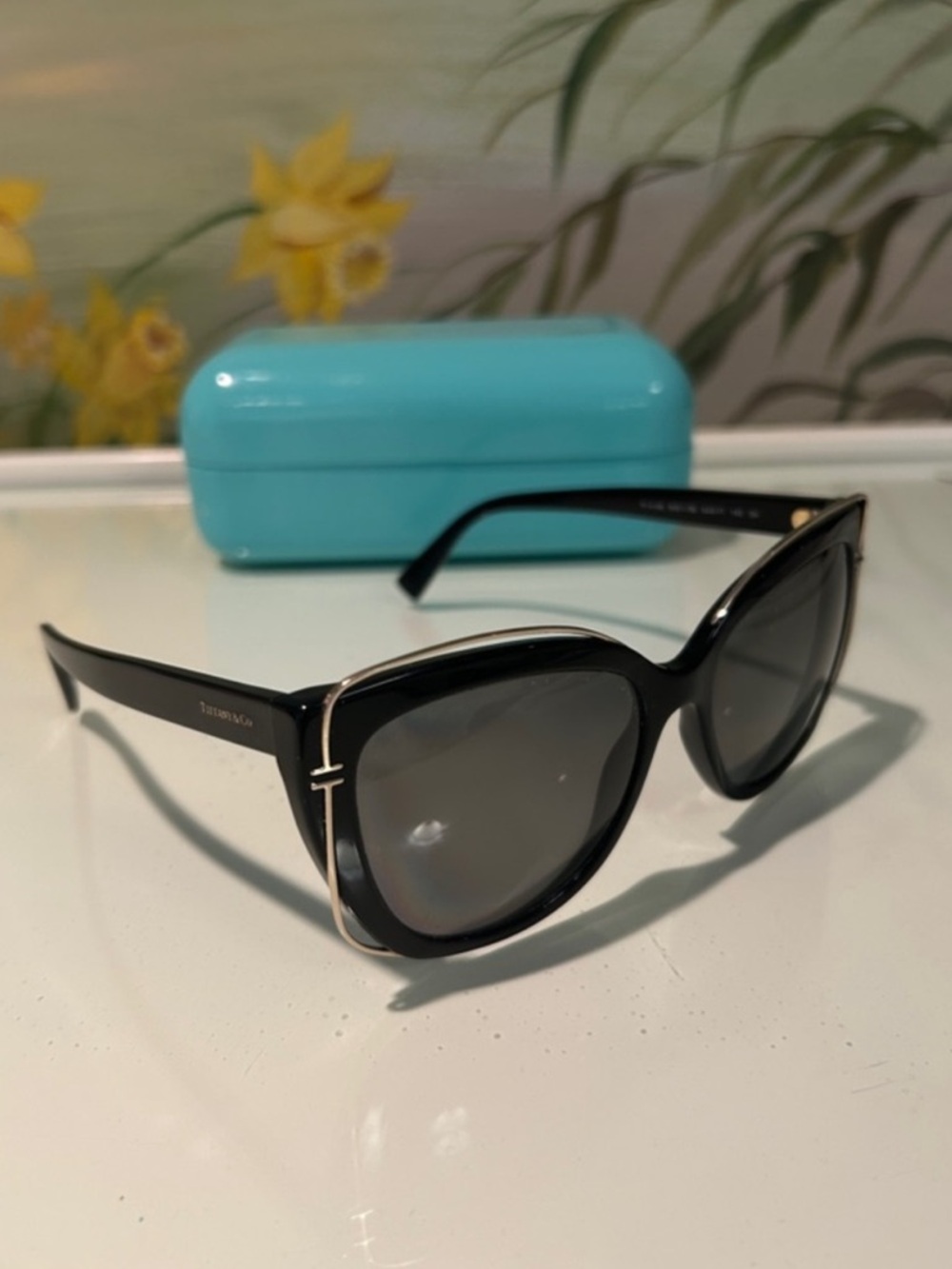 Tiffany & Co. TF4148 Black/Gold Cat-Eye Frames. Made in Italy w/ Case - Picture 2 of 11